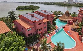 Nílu Cancun Zona Hotelera by Selina